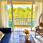 By Calamari Homes - Parque Centenario 202 Walled City