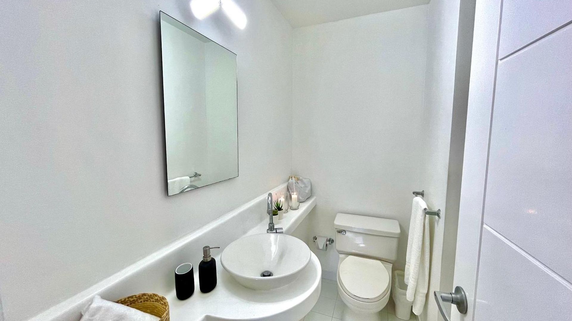 By Calamari Homes - Parque Centenario 202 Walled Apartment Cartagena