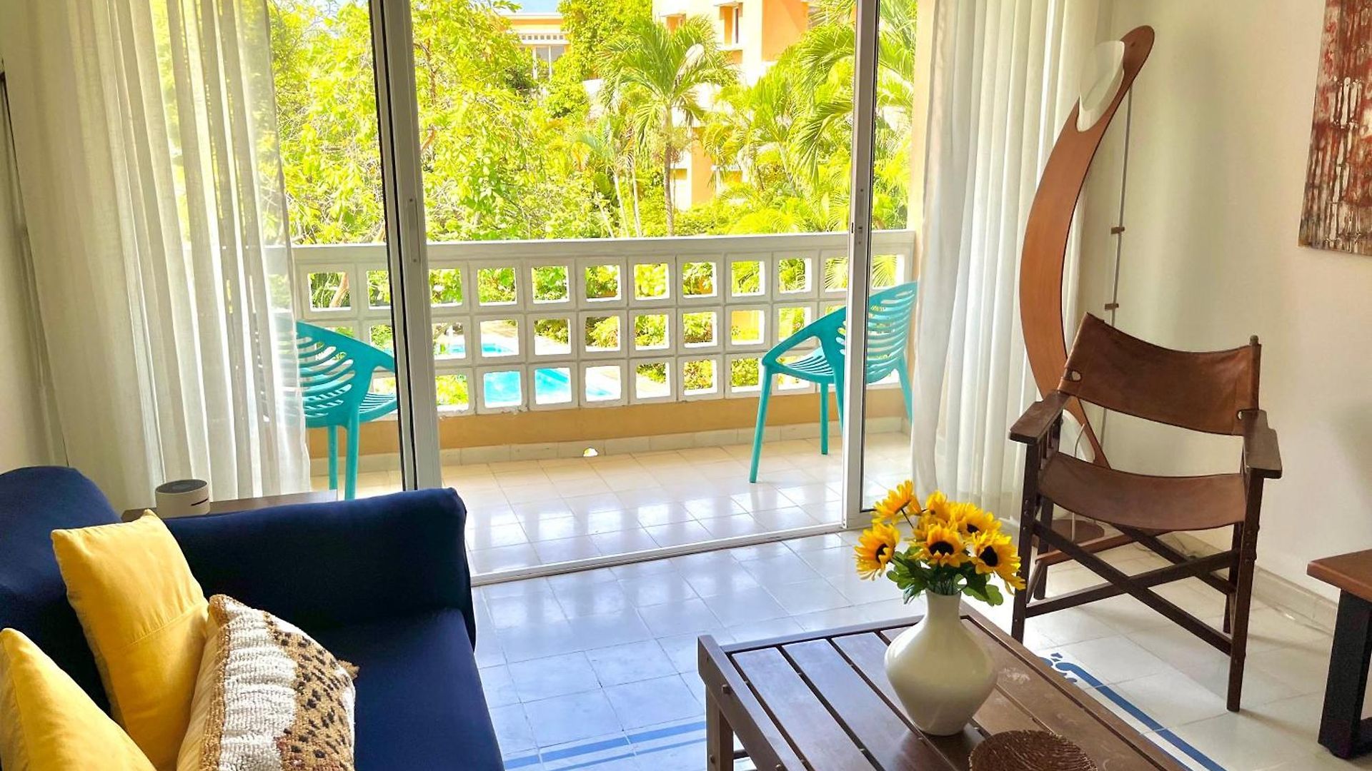 By Calamari Homes - Parque Centenario 202 Walled Apartment *